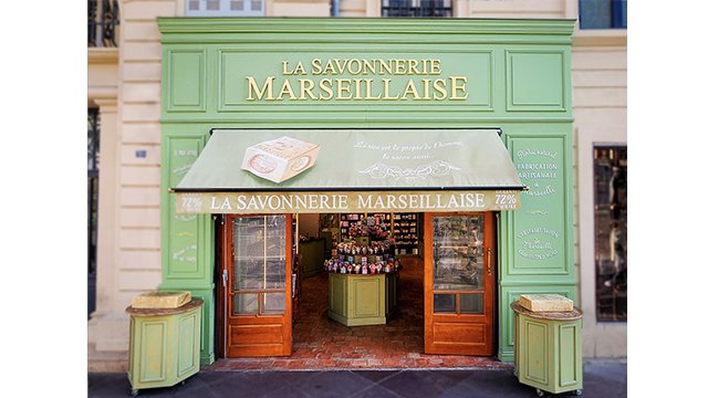 Selectionner-Savonnerie-Marseillaise–47-La-Canebiere
